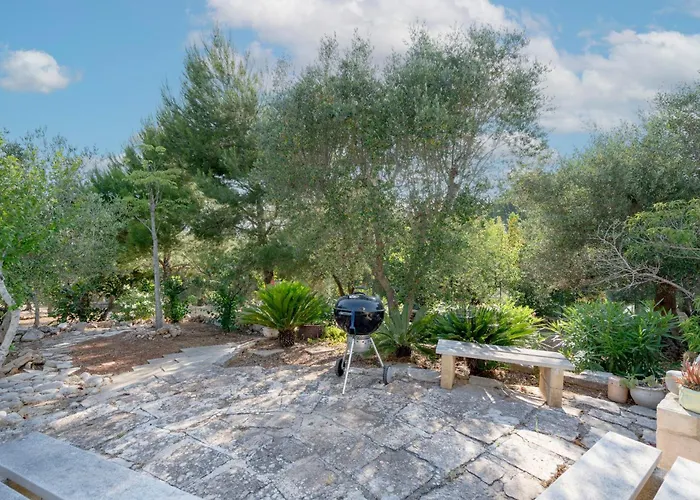 Guesthost - Il Pergolato Charming Trullo & Flat Apartment Ostuni