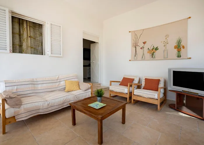 Apartment Guesthost - Il Pergolato Charming Trullo & Flat *