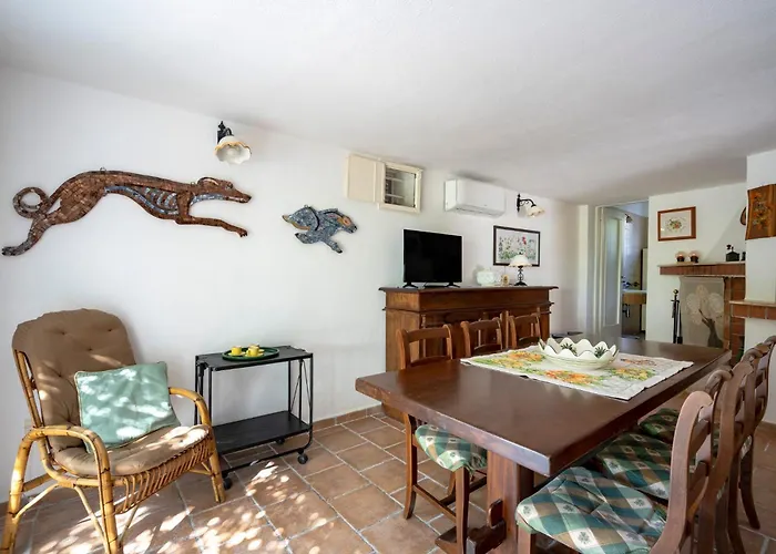 Apartment Guesthost - Il Pergolato Charming Trullo & Flat