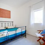 Guesthost - Il Pergolato Charming Trullo & Flat *