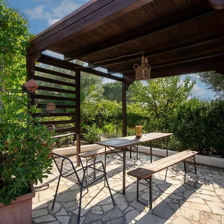 Guesthost - Il Pergolato Charming Trullo & Flat 公寓 奥斯图尼