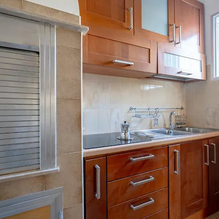 Guesthost - Il Pergolato Charming Trullo & Flat *