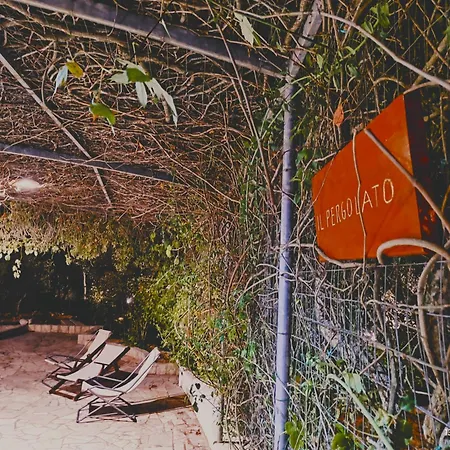 아파트 Guesthost - Il Pergolato Charming Trullo & Flat 오스투니