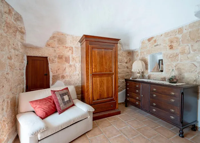 Guesthost - Il Pergolato Charming Trullo & Flat