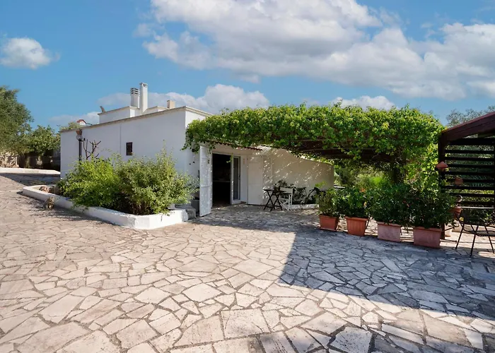 Guesthost - Il Pergolato Charming Trullo & Flat 아파트 오스투니