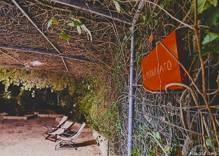 아파트 Guesthost - Il Pergolato Charming Trullo & Flat 오스투니